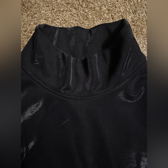 NWOT Under Armour cowl pullover. Metallic black color - Picture 3 of 5